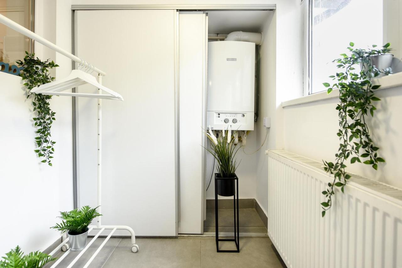 Spacious 1Br In The City Center - Amazing For Extended Stays Bucureşti Exterior foto