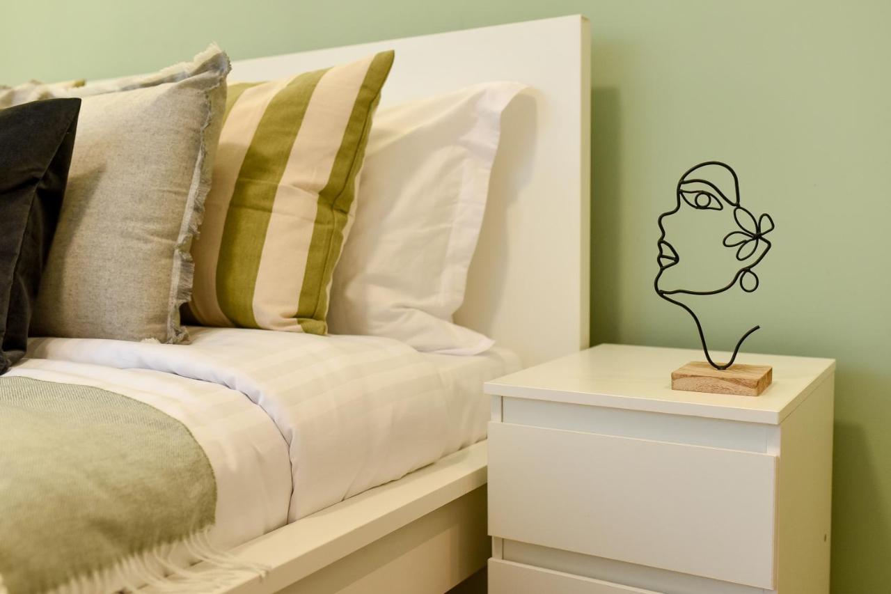 Spacious 1Br In The City Center - Amazing For Extended Stays Bucureşti Exterior foto