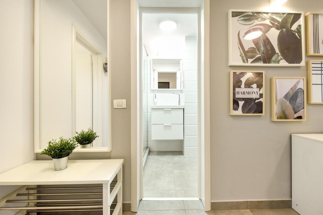 Spacious 1Br In The City Center - Amazing For Extended Stays Bucureşti Exterior foto