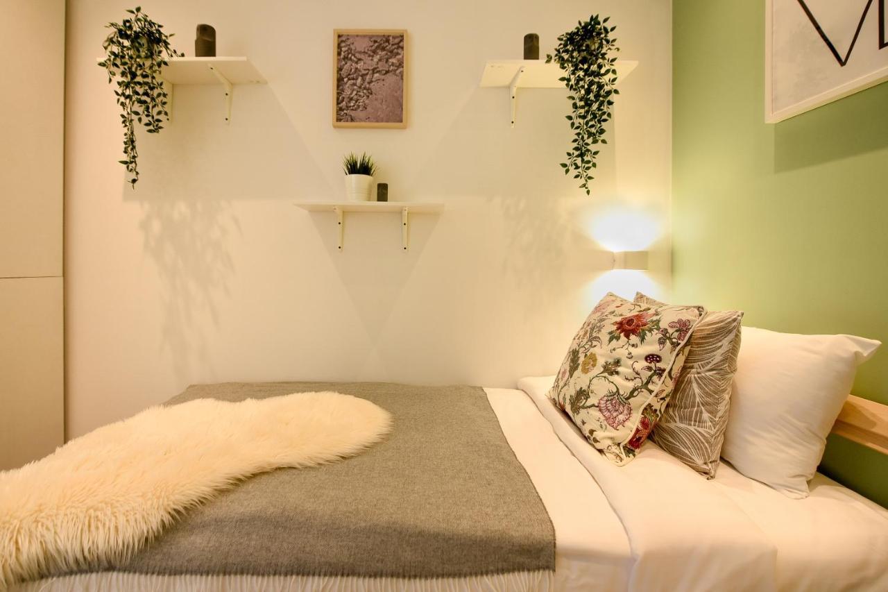 Spacious 1Br In The City Center - Amazing For Extended Stays Bucureşti Exterior foto