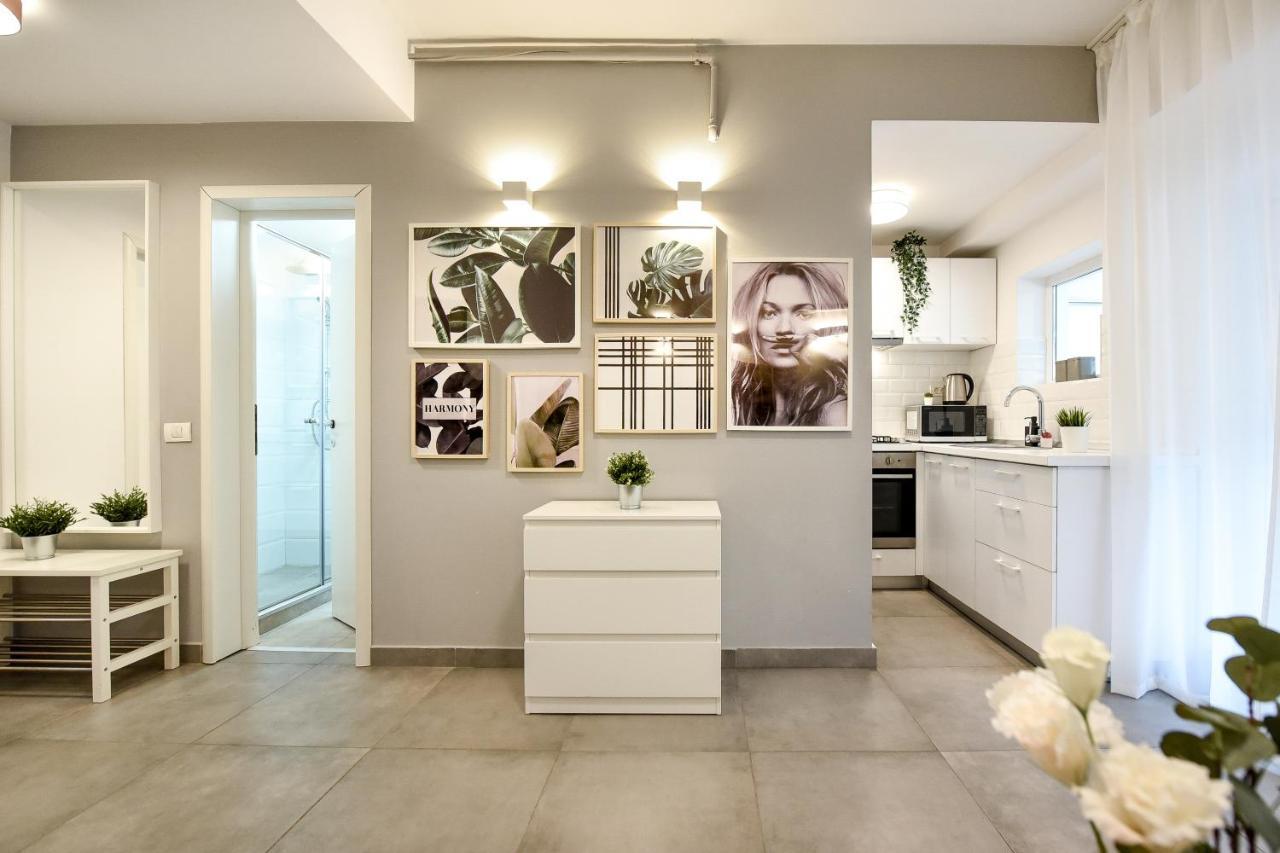 Spacious 1Br In The City Center - Amazing For Extended Stays Bucureşti Exterior foto